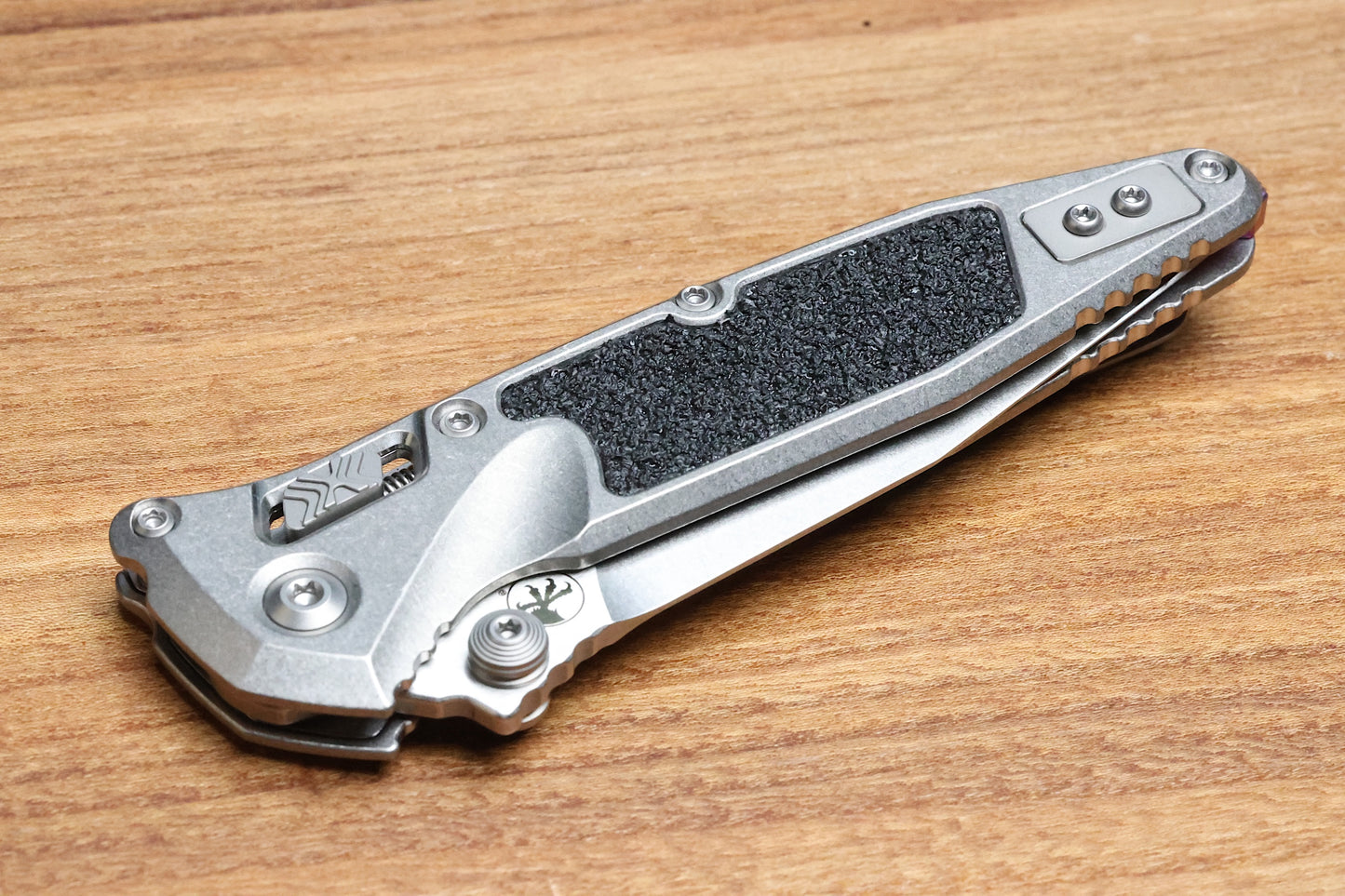 MICROTECH MARFIONE SELECT SOCOM RAM-LOK TITANIUM TEXTURED INLAID HANDLES W/ PURPLE ACCENTS & SPEAR POINT STONEWASH M390MK 160RL-10SMS4