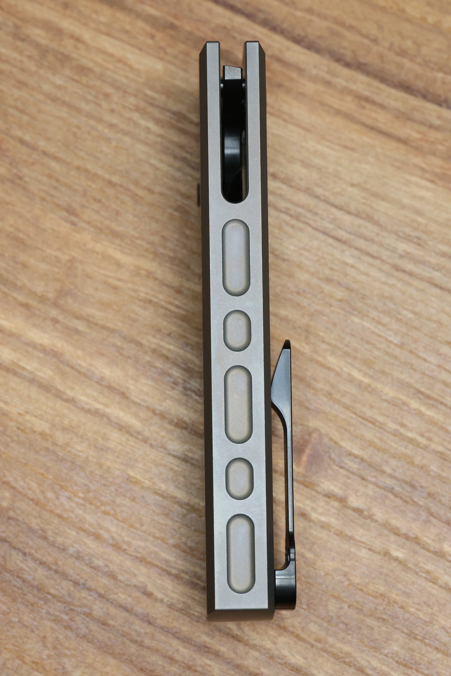 CHAVES KNIVES SCAPEGOAT 229 W/ MAGNETIC BRONZE TITANIUM INTEGRAL HANDLE & CHISEL PVD M390