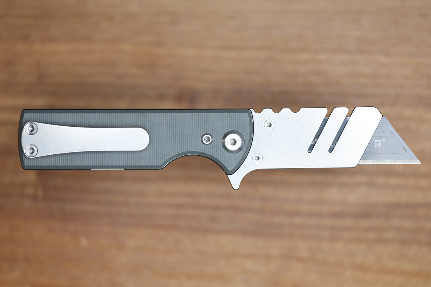 CHAVES KNIVES BLUE LABEL CHARCOAL GREY CHUB FLIPPER LINER LOCK KNIFE 1" UTILITY BLADE SATIN