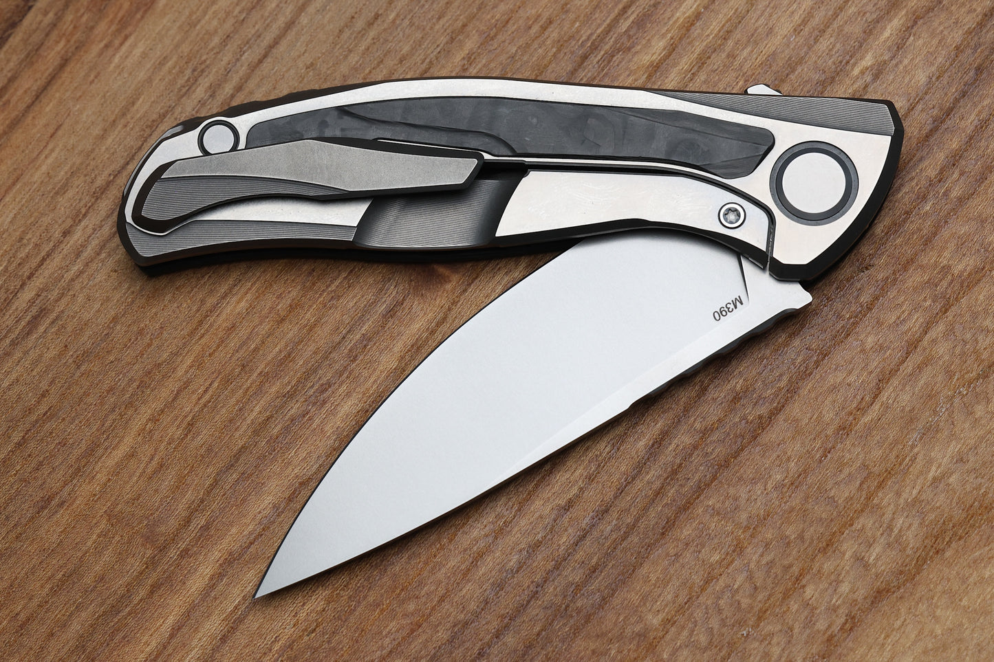 SHIROGOROV HATI GEN 3 – M390 BLADE – MARBLE CARBON FIBER – MRBS