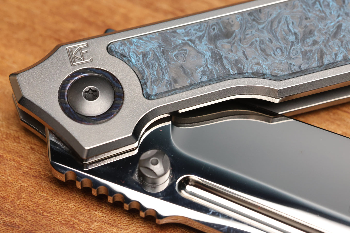 CUSTOM KNIFE FACTORY SNAFU LARGE PETER RASSENTI INTEGRAL TI HANDLE CARBON FIBER INLAYS MIRROR POLISH M398