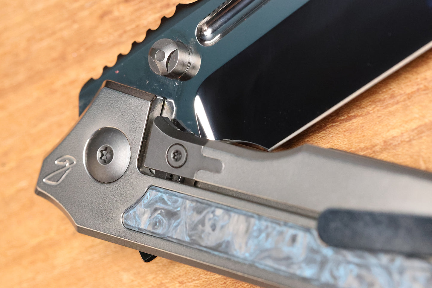 CUSTOM KNIFE FACTORY SNAFU LARGE PETER RASSENTI INTEGRAL TI HANDLE CARBON FIBER INLAYS MIRROR POLISH M398
