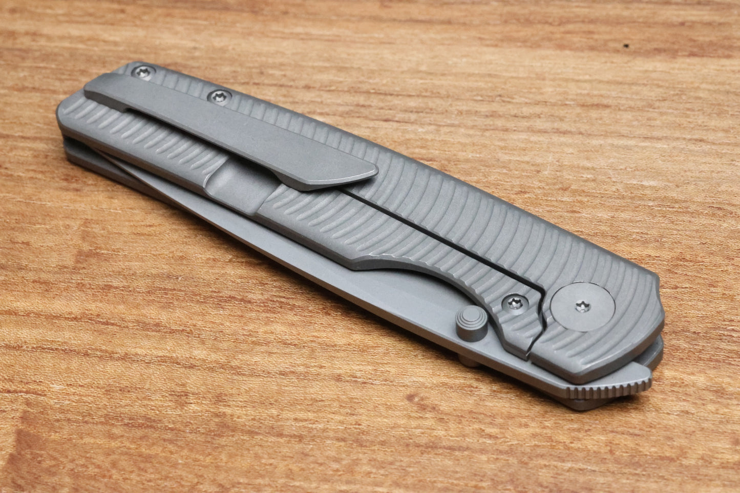 BERG BLADES SWEENEY V2 THUMBSTUD DARK STONEWASH SWIRL TITANIUM FOLDER 3.35" DSW