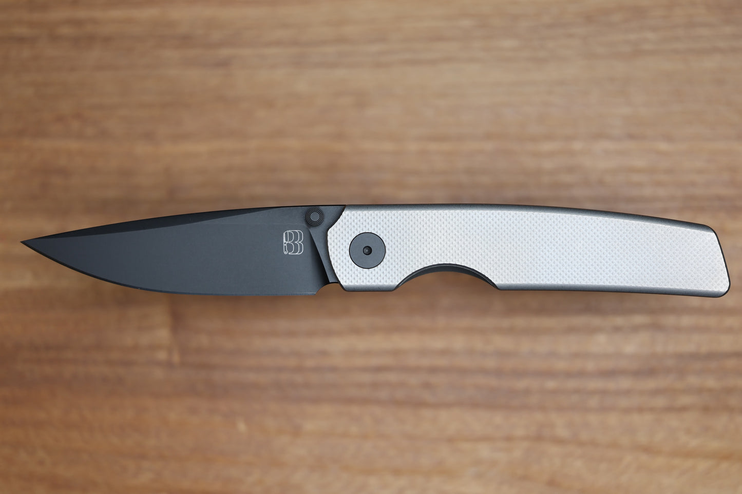 BERG BLADES SWEENEY V2 THUMBSTUD DIAMOND PATTERN TITANIUM FOLDER 3.35" BLACK PVD