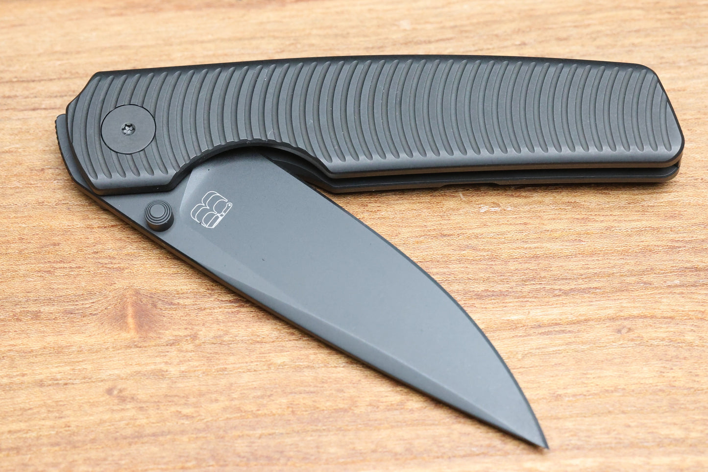 BERG BLADES SWEENEY V2 THUMBSTUD BLACK PVD SWIRL TITANIUM FOLDER 3.35" BLACK PVD