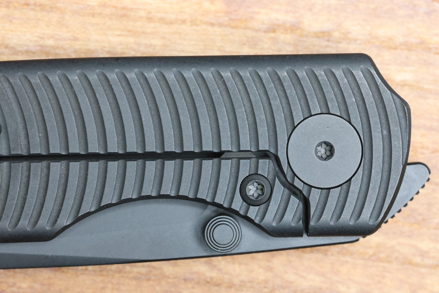 BERG BLADES SWEENEY V2 THUMBSTUD BLACK PVD SWIRL TITANIUM FOLDER 3.35" BLACK PVD