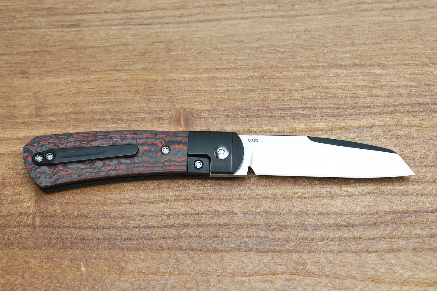 PENA X SERIES APACHE- RED FAT CARBON PVD M390 BLADE