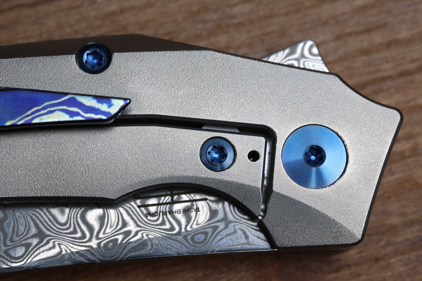 REATE KNIVES T2500 TI-BEAD BLAST HANDLE MOKUTI ACCENT DAMASTEEL ACID WASH 2.375" BLADE