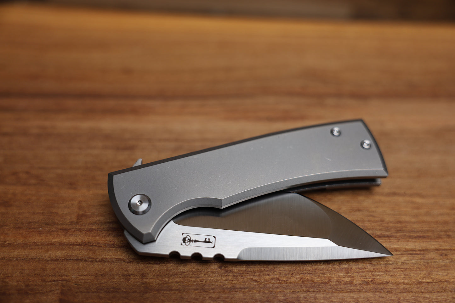 CHAVES ULTRAMAR REDENCION 229 KICKSTOP – TANTO M390 BLADE – TITANIUM HANDLE