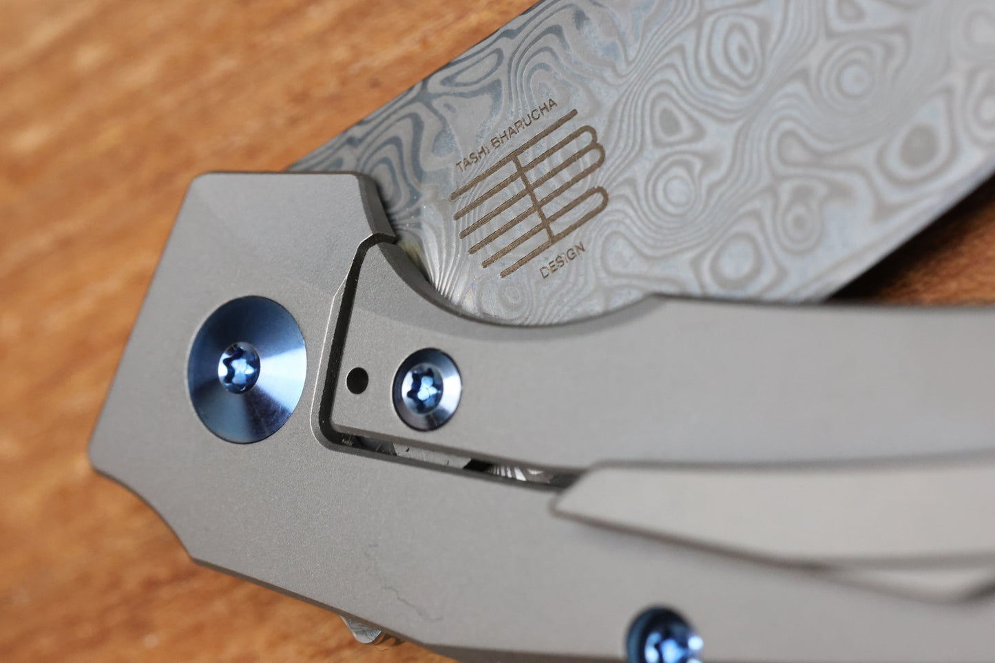 REATE KNIVES T2500 TI-BEAD BLAST HANDLE CARBON INLAY DAMASTEEL ACID WASH 2.375" BLADE