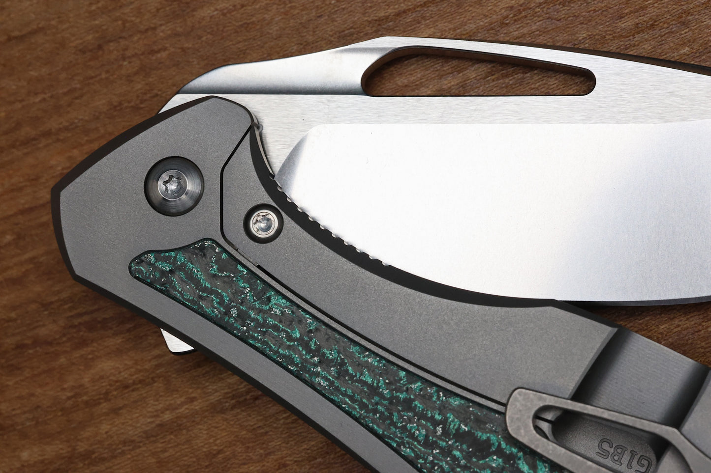 KOENIG KNIVES MINI ARIUS FLIPPER - TEAL MAGNETIC CARBOTI INLAY M390