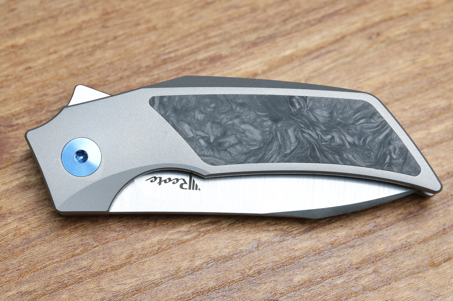 REATE KNIVES T2500 TI-BEAD BLAST HANDLE CARBON INLAY BELT SATIN M390 2.375" BLADE