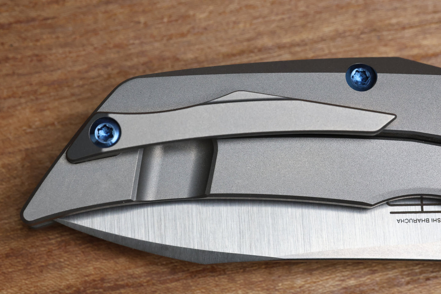 REATE KNIVES T2500 TI-BEAD BLAST HANDLE CARBON INLAY BELT SATIN M390 2.375" BLADE
