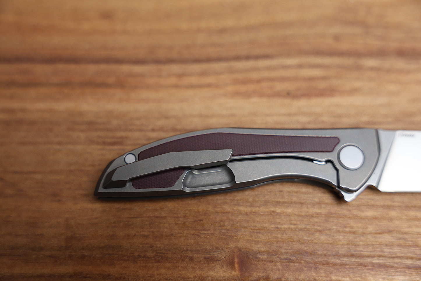 SHIROGOROV NEON NL – ELMAX BLADE – TITANIUM HANDLE W/ MAROON MICARTA INLAY – MRBS