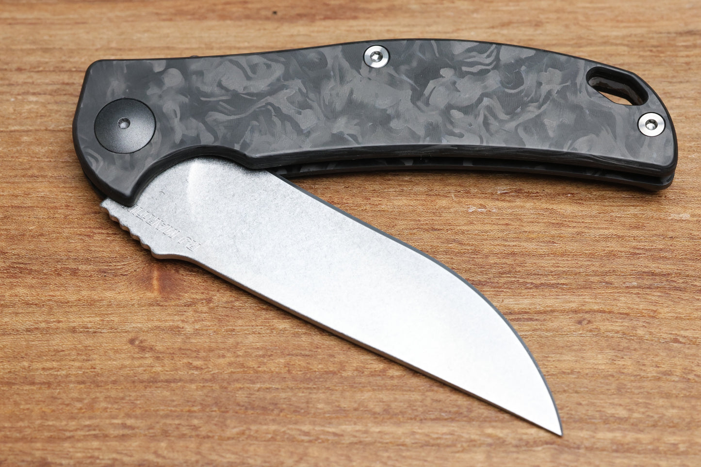 RJ MARTIN Q36-R MARBLE CARBON AND MAGNAMAX BLADE