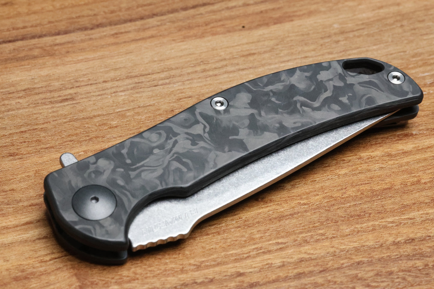 RJ MARTIN Q36-R MARBLE CARBON AND MAGNAMAX BLADE
