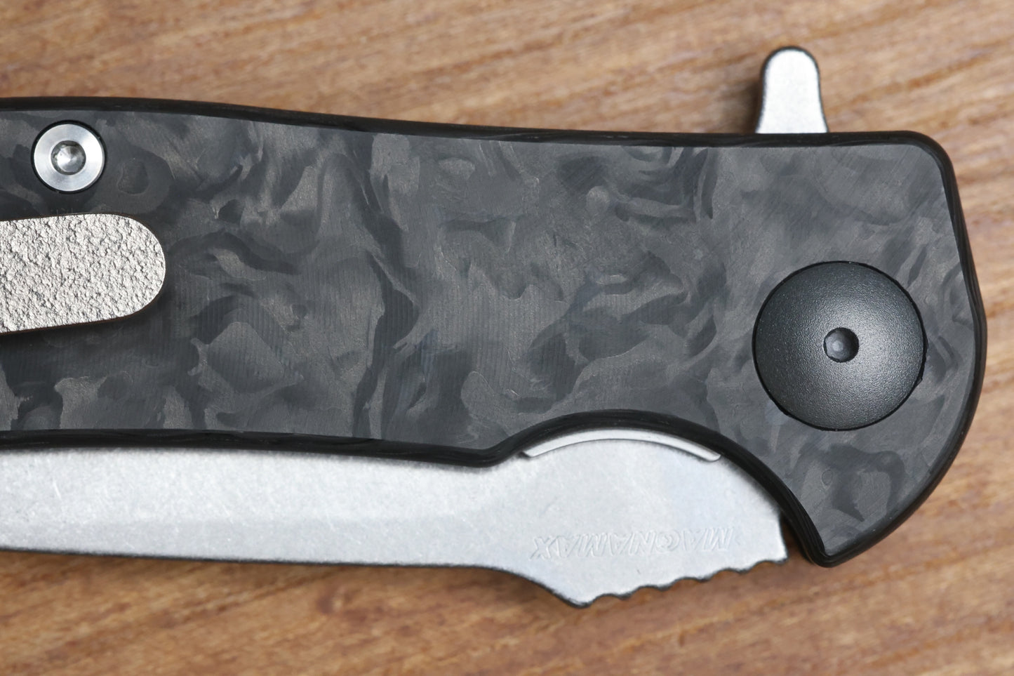 RJ MARTIN Q36-R MARBLE CARBON AND MAGNAMAX BLADE
