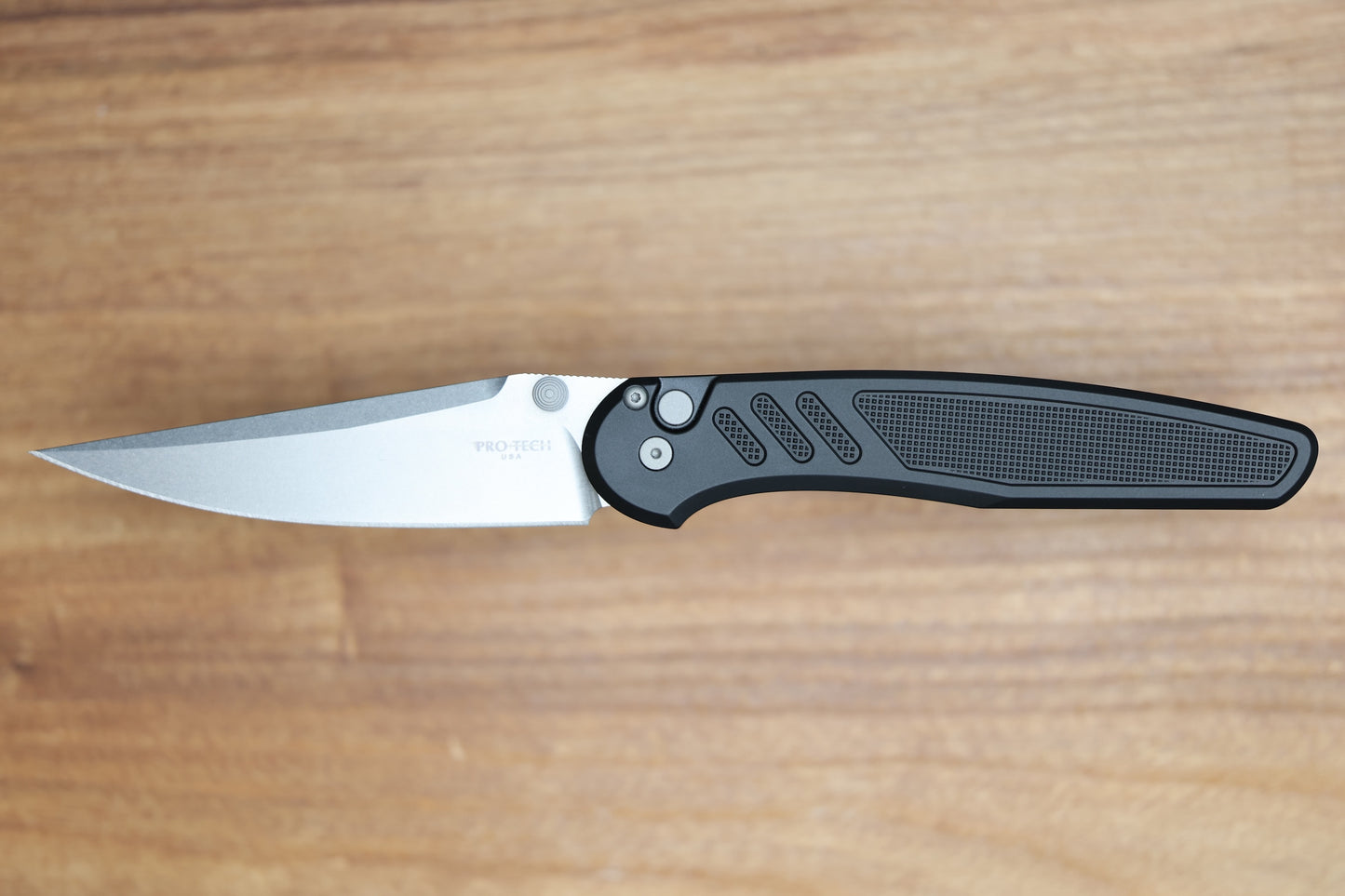 PRO-TECH PEACE NEIGHBOR AVALON BUTTON LOCK STONEWASHED MAGNACUT DROP POINT