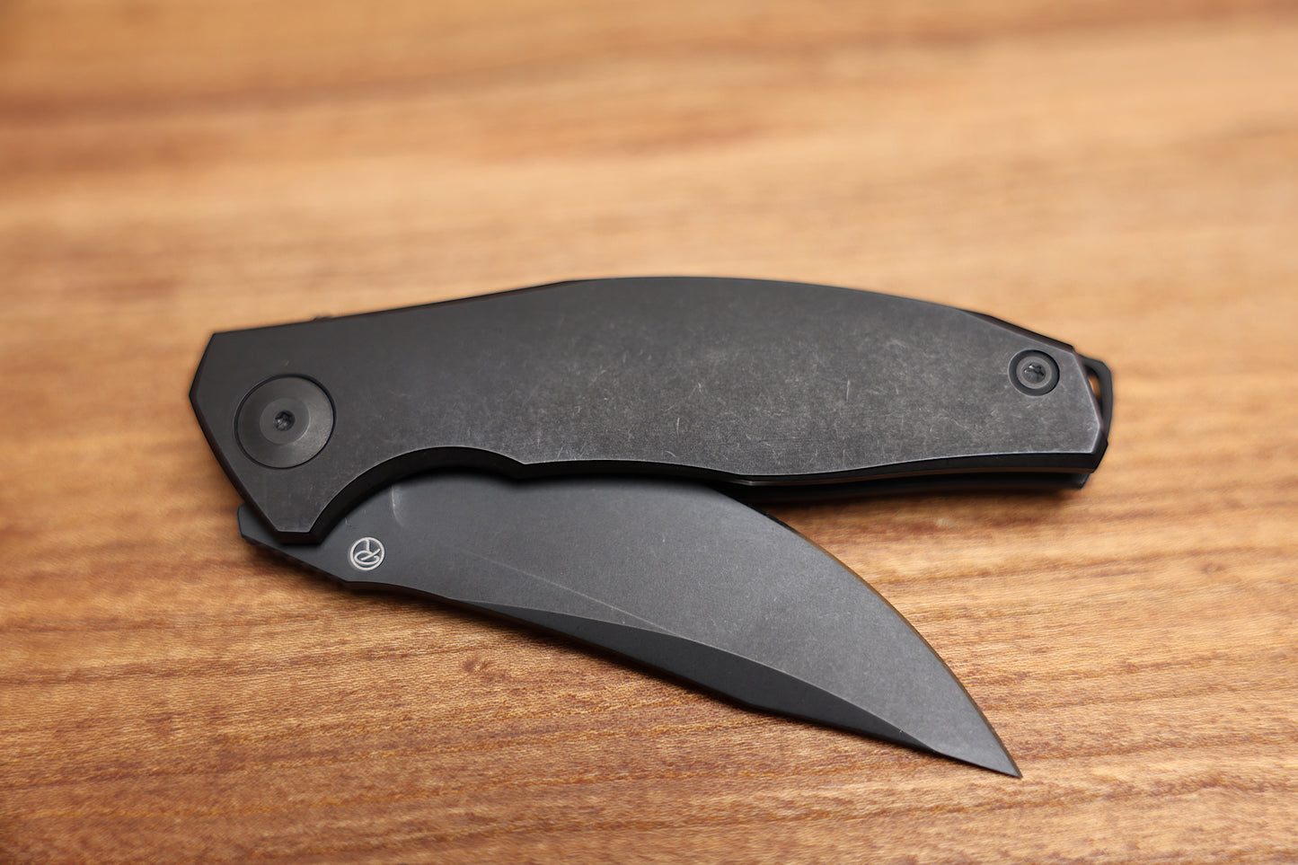 RECONNAISSANCE ADZIN FLIPPER – PVD M390 BLADE – PVD TITANIUM HANDLE