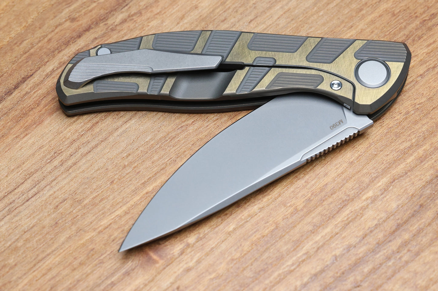 SHIROGOROV F95 T PATTERN GEN. 4 - BRONZE TITANIUM HANDLE - M390 BLADE - MRBS