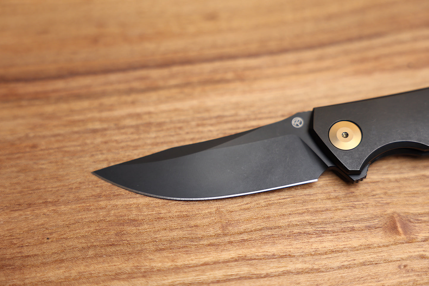 RECONNAISSANCE ADZIN FLIPPER – PVD M390 BLADE – PVD TITANIUM HANDLE W/ BRONZE ACCENTS