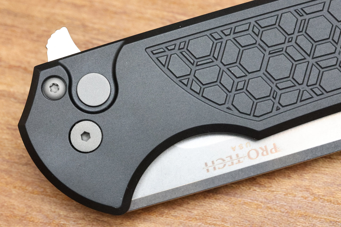 PRO-TECH MORDAX GRIDLOCK BLACK HANDLE & STONEWASH MAGNACUT MX105 GRIDLOCK