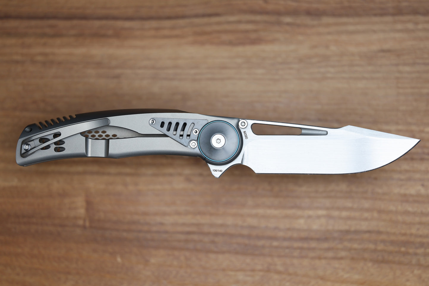REATE KNIVES GTR TITANIUM INTEGRAL BEAD BLAST W/ ZIRCONIUM ACCENTS & HAND SATIN M390 (PREOWNED)