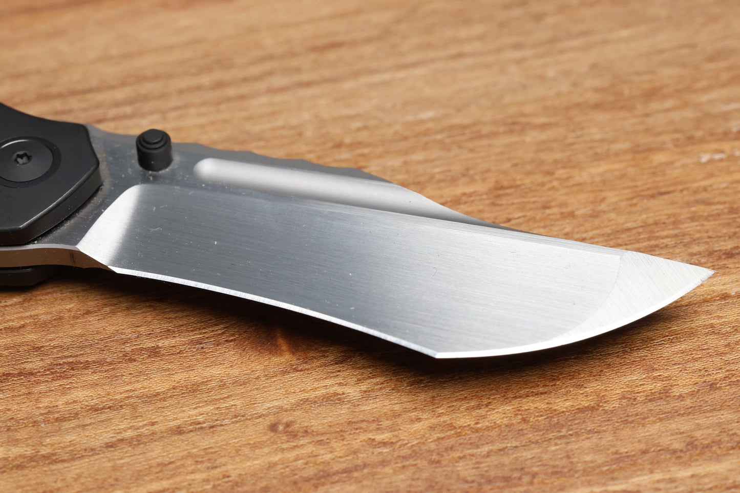 MERRIKEN KNIVES MINI ULTIMATUM - HAND RUB MAGNACUT BLADE GRIND NO. 2 - GREEN TECHNOCARBO/BLACK PVD TITANIUM (PREOWNED)