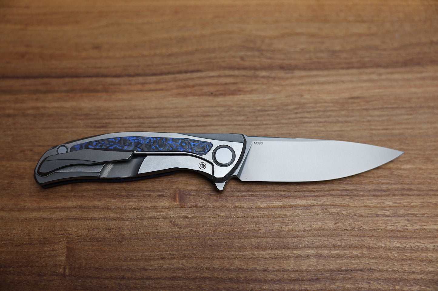 SHIROGOROV HATI GEN 3 – M390 BLADE – BLUE TECHNOCARBO – MRBS