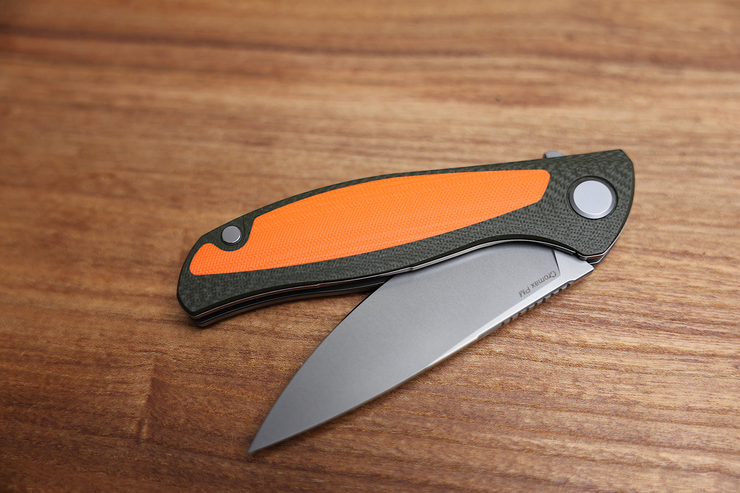 SHIROGOROV F3 – OUTDOOR SPECIAL EDITION – CROMAX PM BLADE – GREEN AND ORANGE G10 HANDLE – MRBS