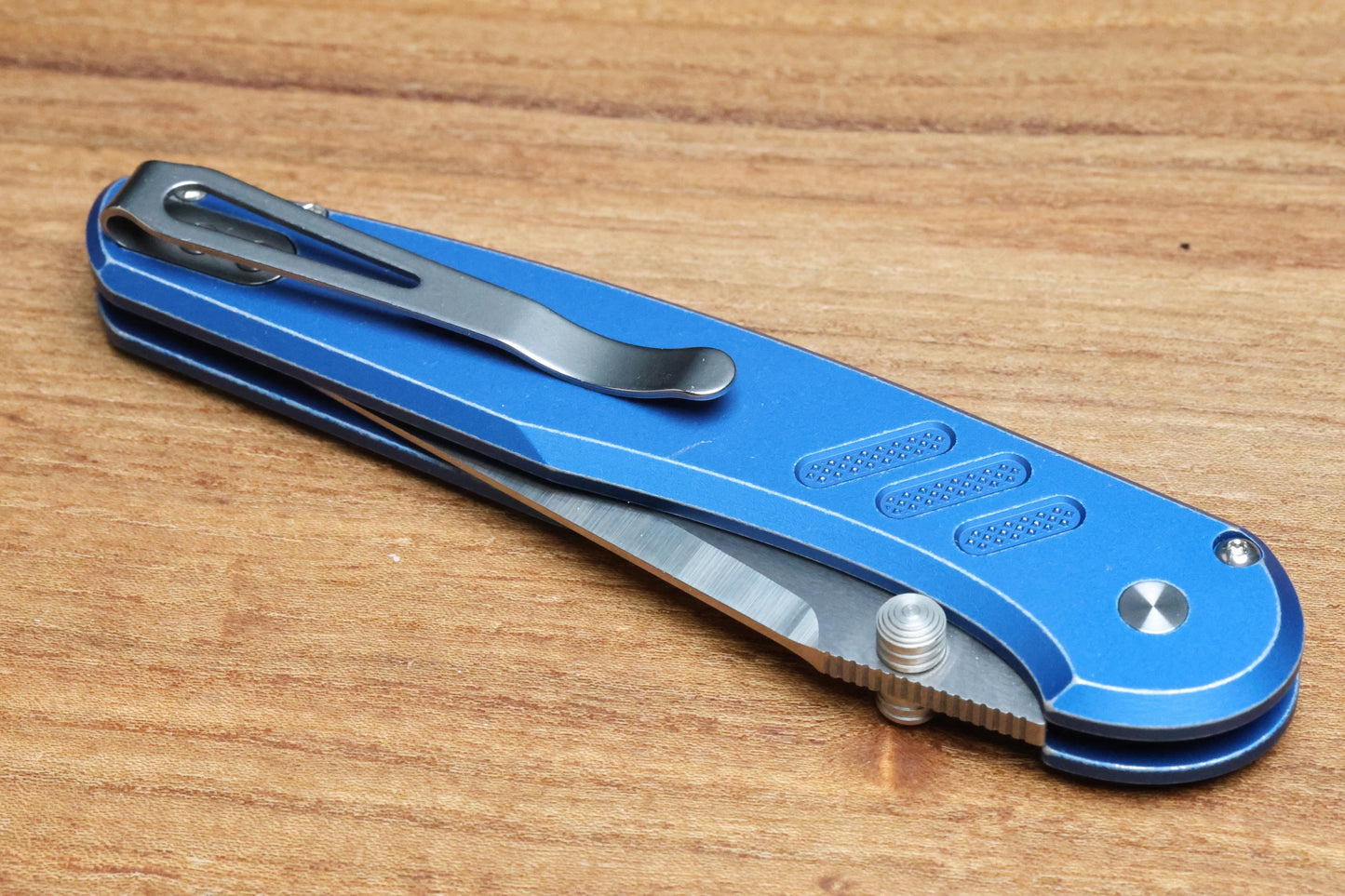 PRO-TECH PEACE NEIGHBOR AVALON BUTTON LOCK BATTLE FROST 4.25 DROP POINT & SHARPENER ENTHUSIANT COMBO EXCLUSIVE 001
