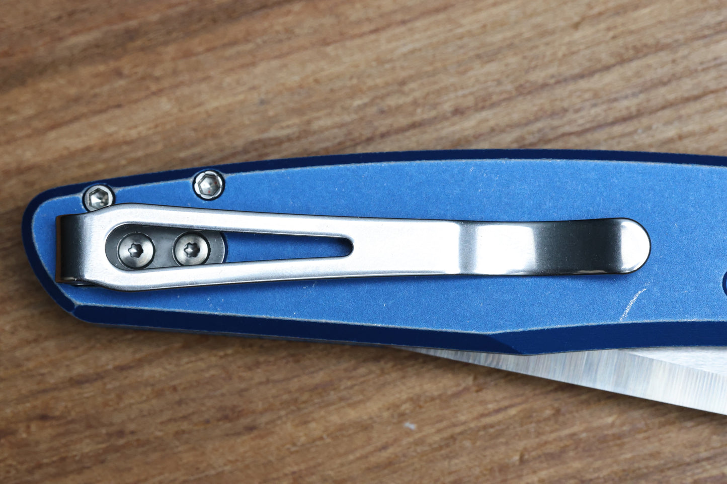 PRO-TECH PEACE NEIGHBOR AVALON BUTTON LOCK BATTLE FROST 4.25 DROP POINT & SHARPENER ENTHUSIANT COMBO EXCLUSIVE 001