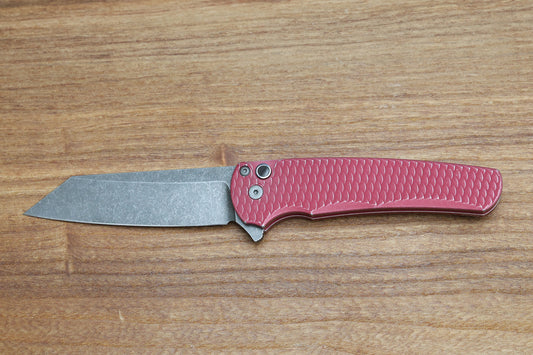 PRO-TECH MALIBU RED DRAGON SCALE BATTLEWORN HANDLE & ACID WASH MAGNACUT REVERSE TANTO BLADE BSA25.MALIBU.1