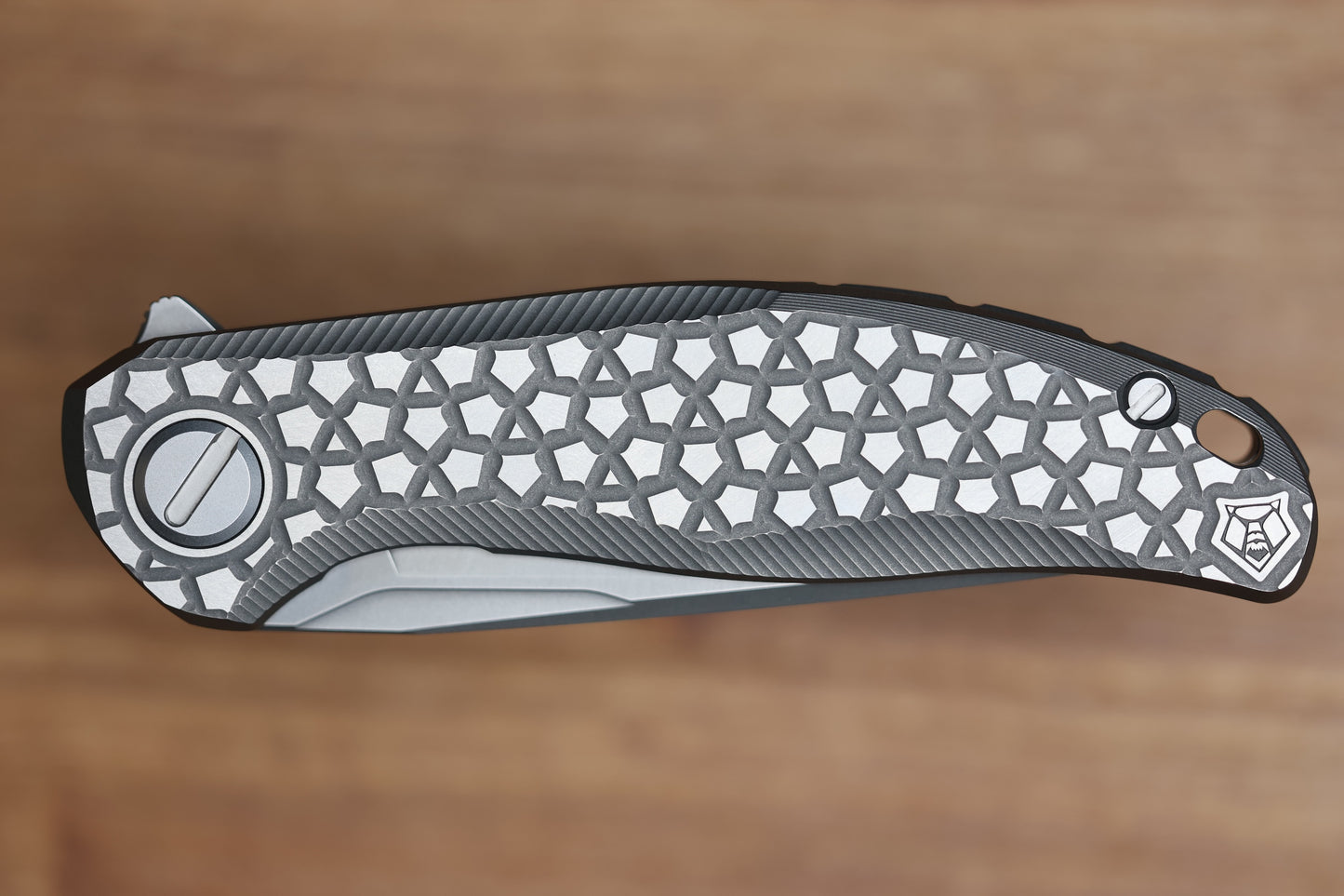 SHIROGOROV STELLAR BEAR PATTERN – TITANIUM HANDLE – M390 BLADE – MRBS