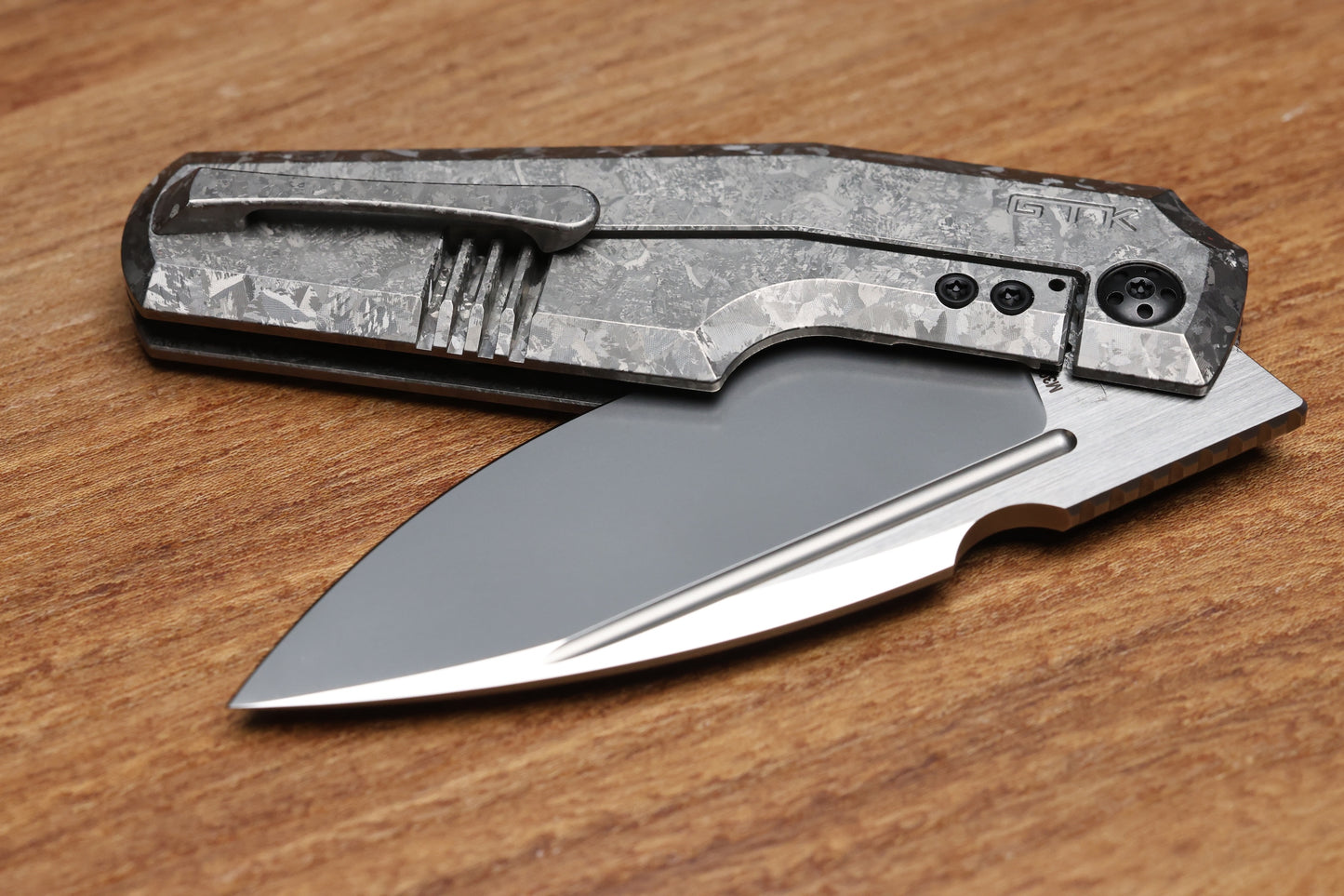 CUSTOM KNIFE FACTORY ELEMENTAK - M398 BLADE - CRYSTALTI HANDLE (THOMAS GONY DESIGN)