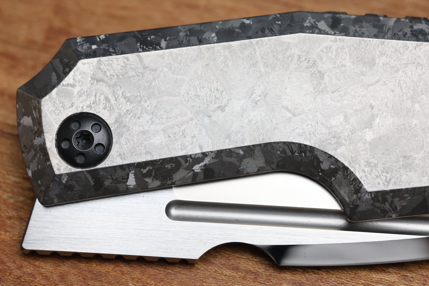 CUSTOM KNIFE FACTORY ELEMENTAK - M398 BLADE - CRYSTALTI HANDLE (THOMAS GONY DESIGN)