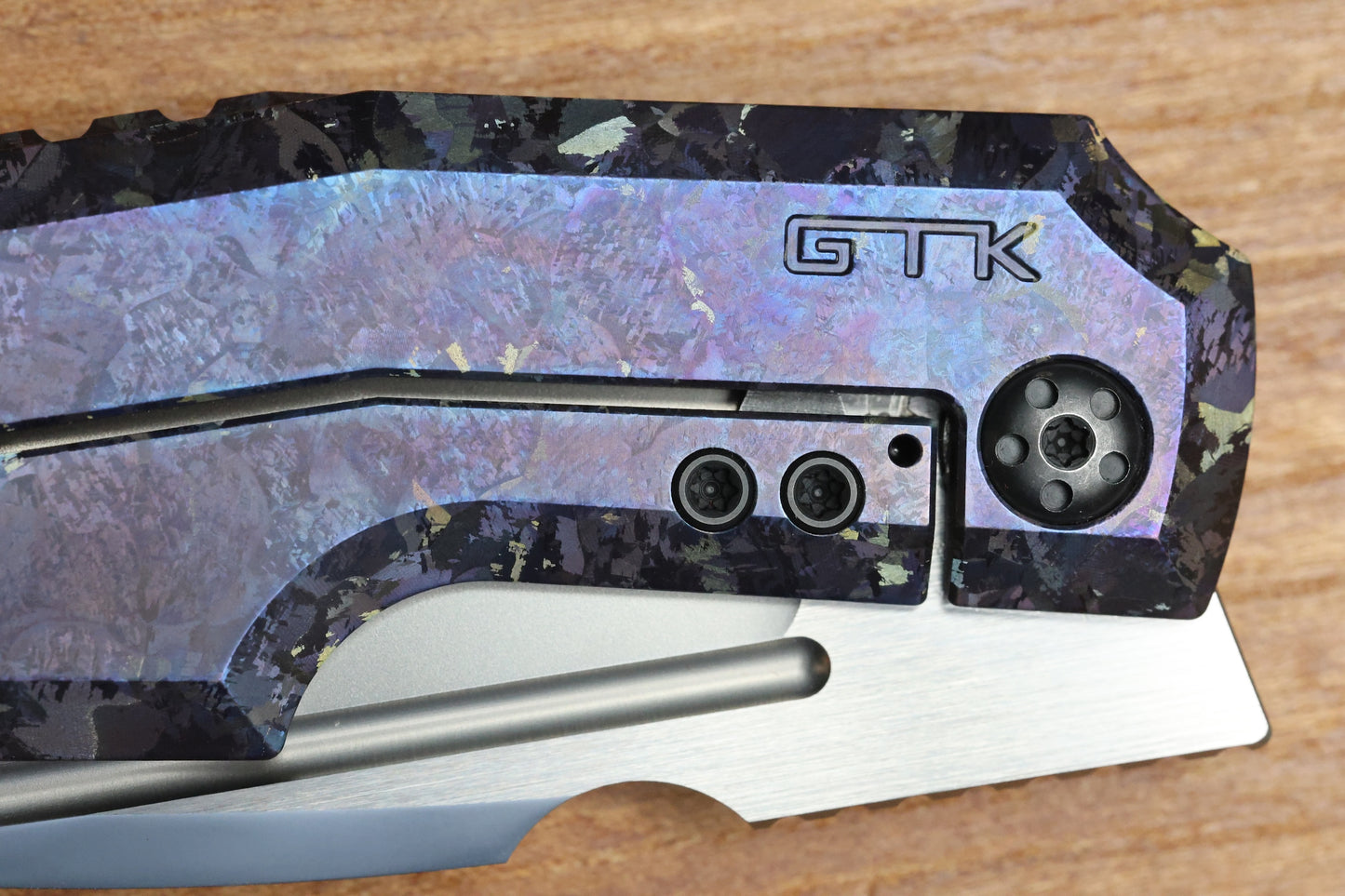 CUSTOM KNIFE FACTORY ELEMENTAK - M398 BLADE - PURPLE CRYSTALTI HANDLE (THOMAS GONY DESIGN)