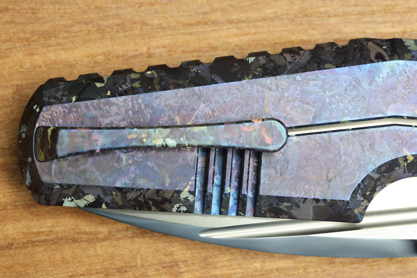 CUSTOM KNIFE FACTORY ELEMENTAK - M398 BLADE - PURPLE CRYSTALTI HANDLE (THOMAS GONY DESIGN)