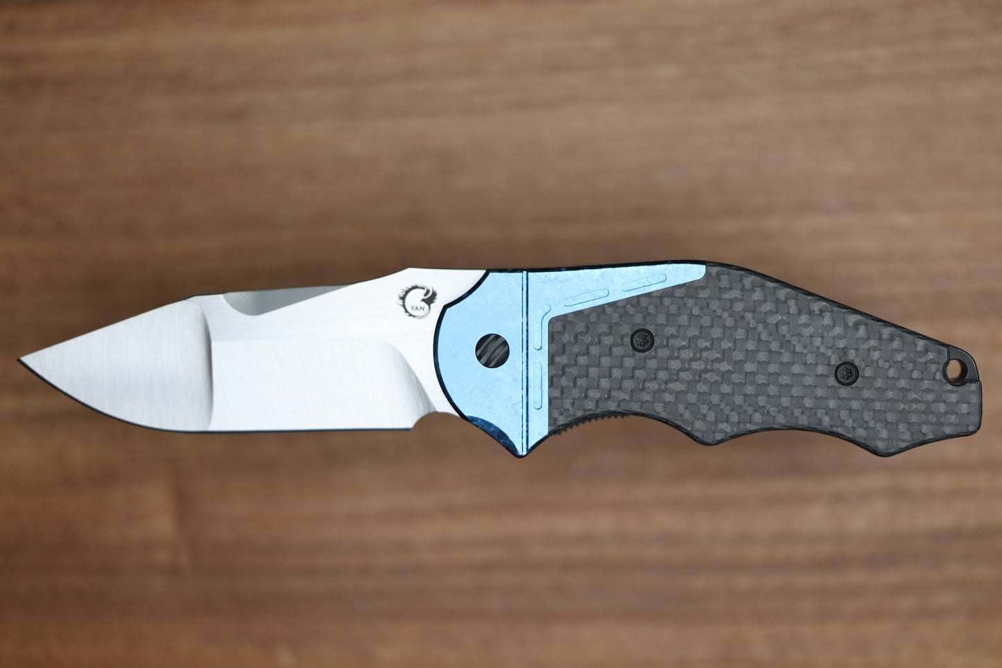 YAN's GTC CABOT CARBON FIBER BLUE CRYSTALIZED TITANIUM HANDLE S90V BLADE