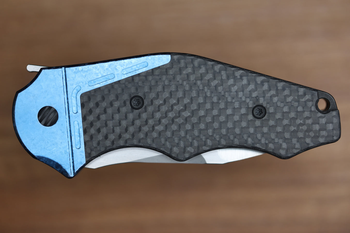 YAN's GTC CABOT CARBON FIBER BLUE CRYSTALIZED TITANIUM HANDLE S90V BLADE