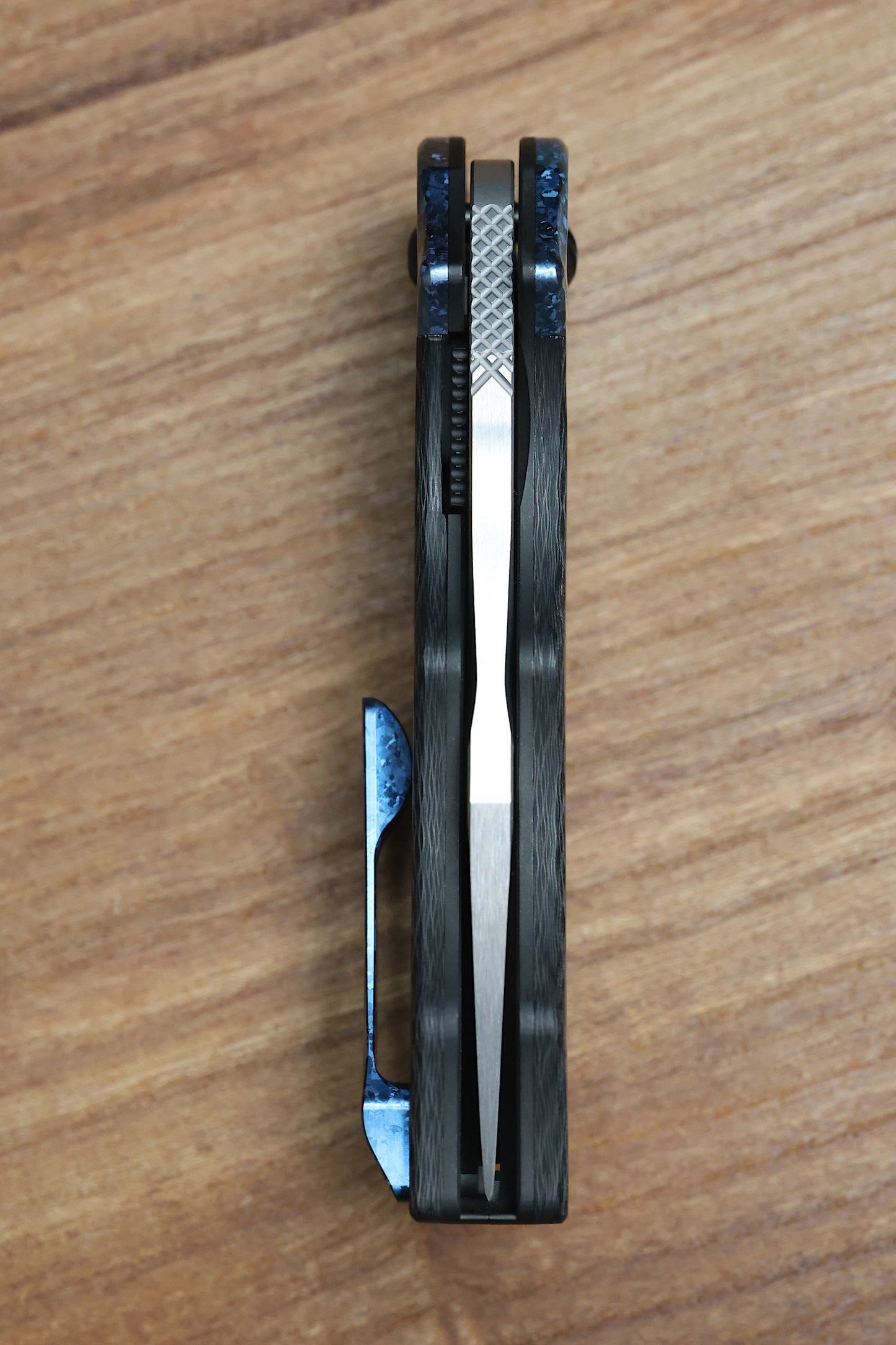 YAN's GTC CABOT CARBON FIBER BLUE CRYSTALIZED TITANIUM HANDLE S90V BLADE