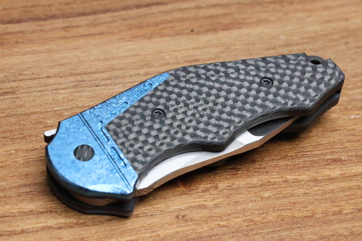 YAN's GTC CABOT CARBON FIBER BLUE CRYSTALIZED TITANIUM HANDLE S90V BLADE