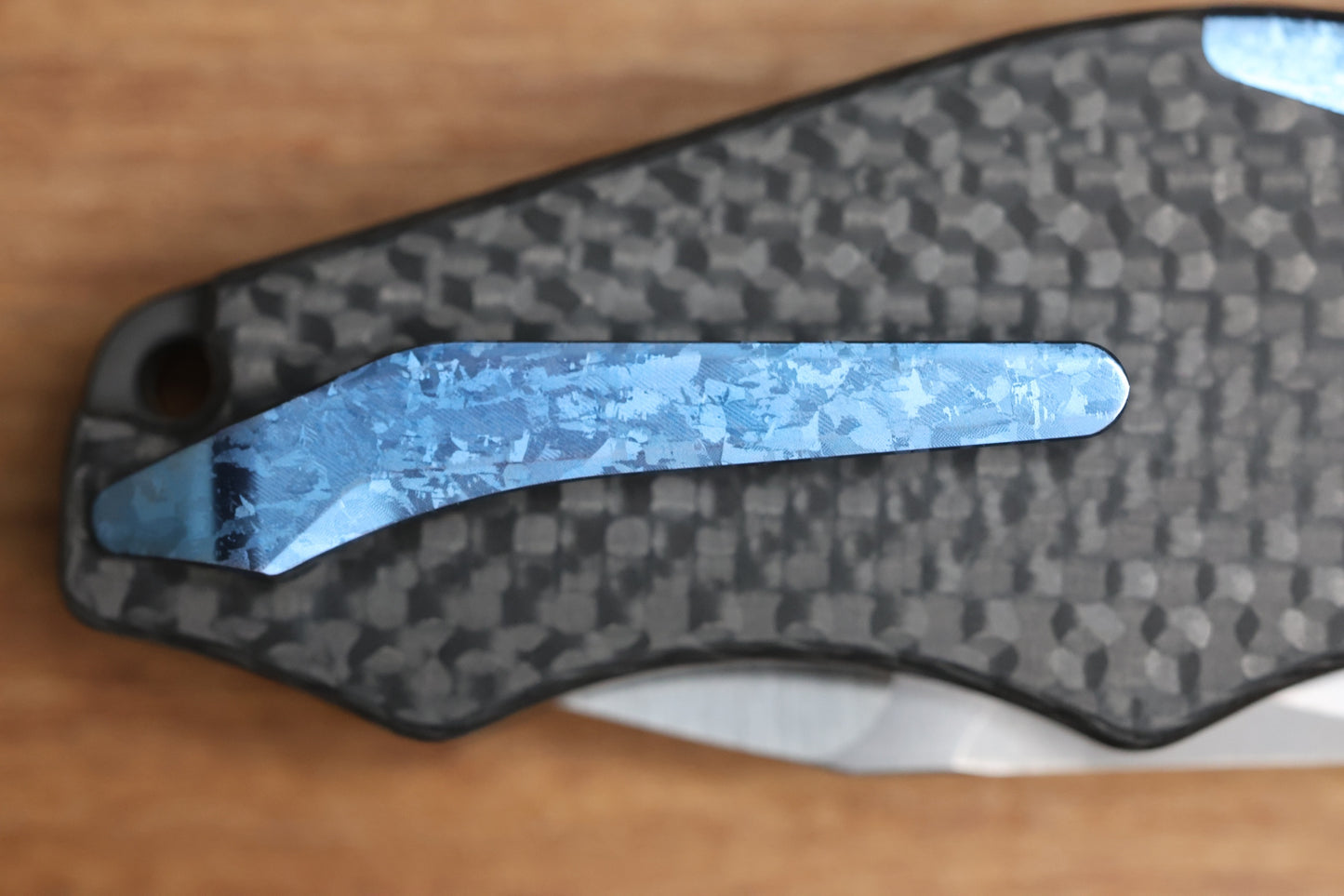 YAN's GTC CABOT CARBON FIBER BLUE CRYSTALIZED TITANIUM HANDLE S90V BLADE