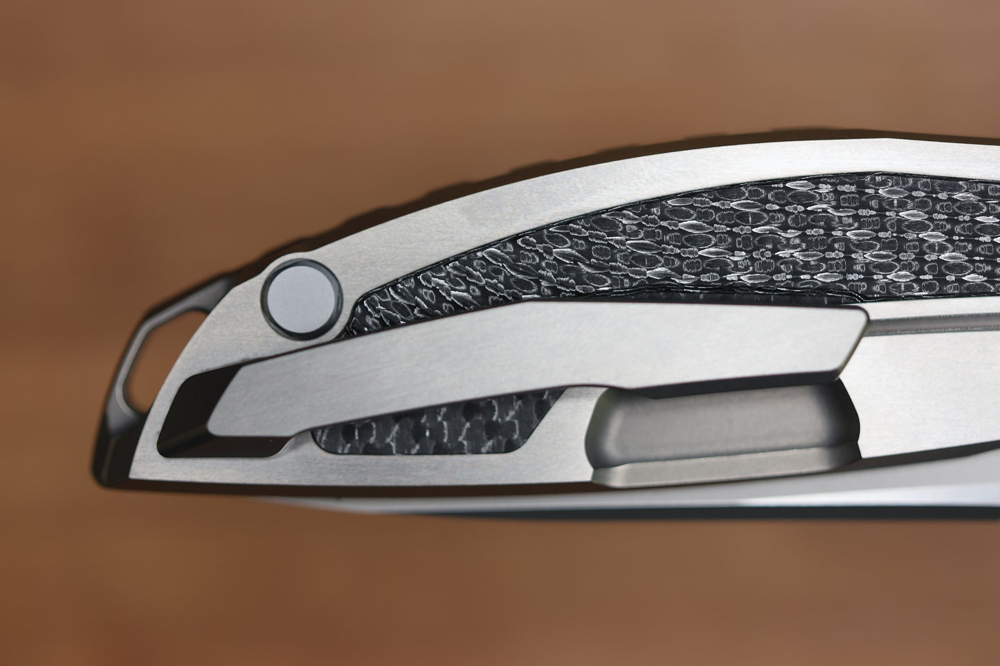 SHIROGOROV KNIVES AND CHRIS REEVE COLLABORATION HATION CGG - MAGNACUT BLADE - TITANIUM/BLACK ALUTEX HANDLE - MRBS