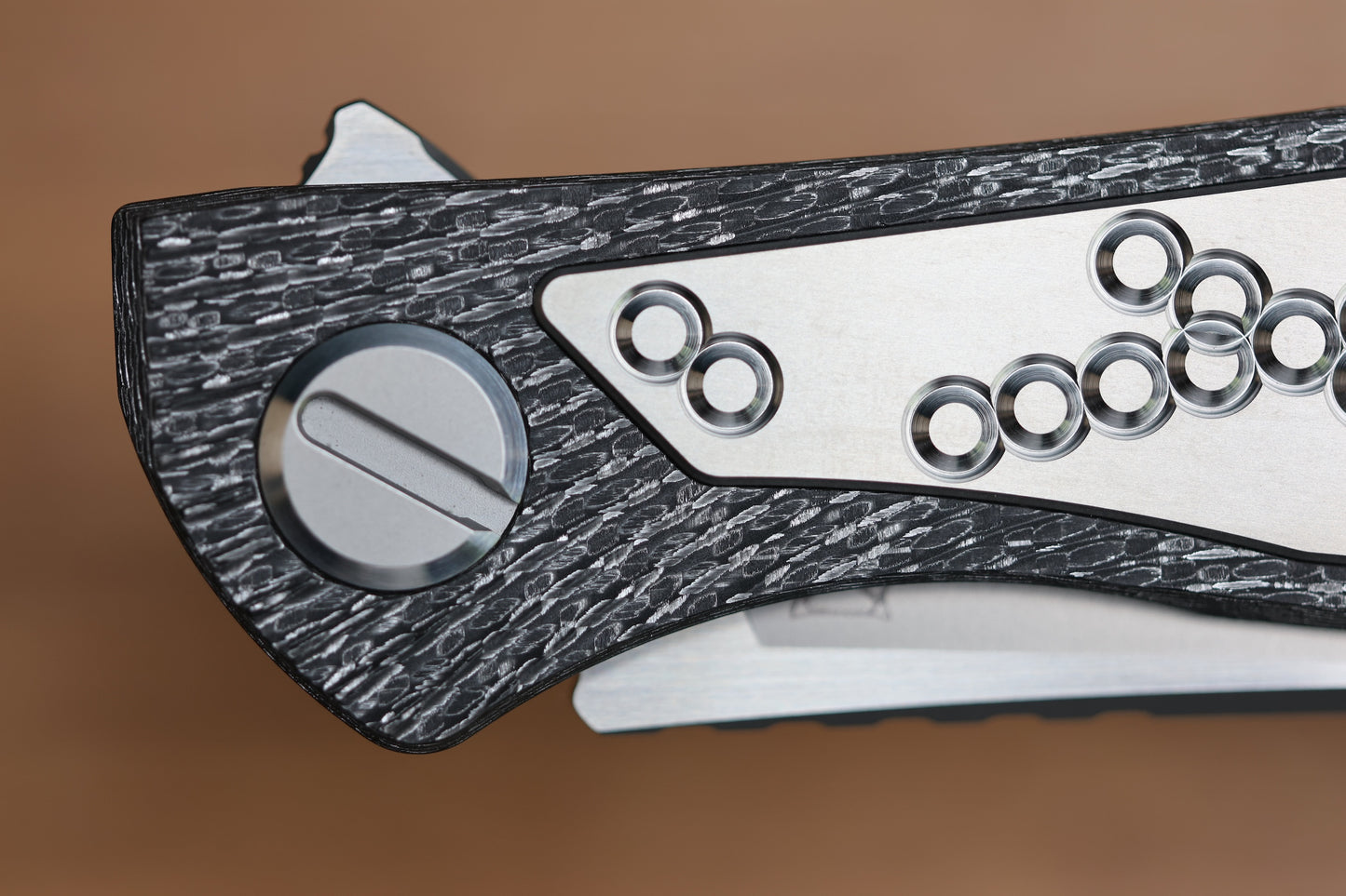 SHIROGOROV KNIVES AND CHRIS REEVE COLLABORATION HATION CGG - MAGNACUT BLADE - TITANIUM/BLACK ALUTEX HANDLE - MRBS