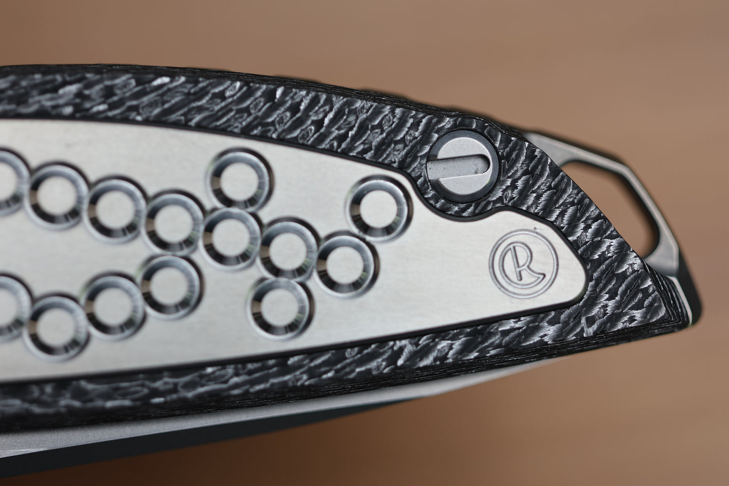 SHIROGOROV KNIVES AND CHRIS REEVE COLLABORATION HATION CGG - MAGNACUT BLADE - TITANIUM/BLACK ALUTEX HANDLE - MRBS