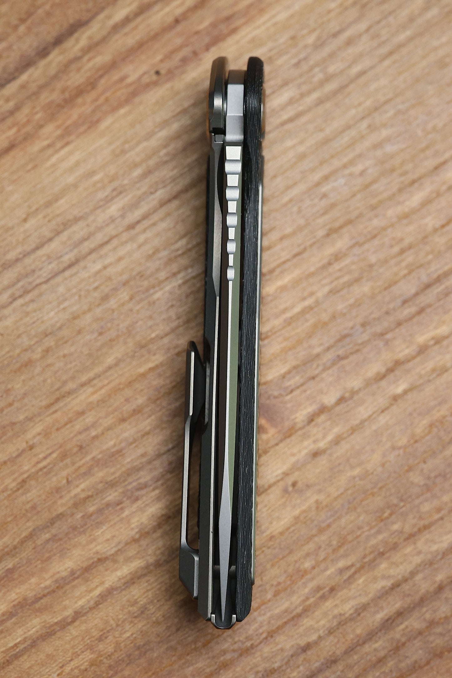 SHIROGOROV KNIVES AND CHRIS REEVE COLLABORATION HATION CGG - MAGNACUT BLADE - TITANIUM/BLACK ALUTEX HANDLE - MRBS