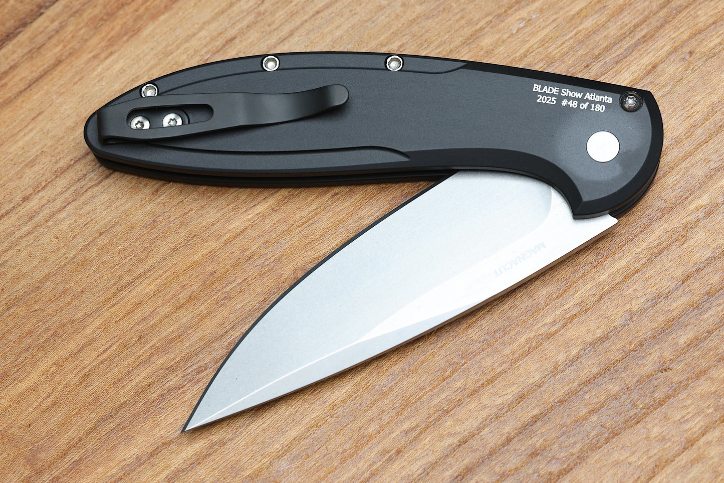 PRO-TECH CAMBRIA MANUAL BLACK ALUMINUM HANDLES W/ TECHNOCARBO TEAL INLAY & MAGNACUT BSA25.CAMBRIA.1