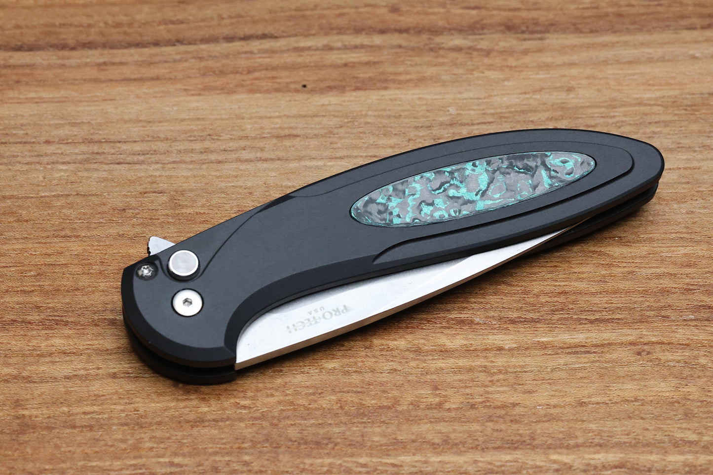 PRO-TECH CAMBRIA MANUAL BLACK ALUMINUM HANDLES W/ TECHNOCARBO TEAL INLAY & MAGNACUT BSA25.CAMBRIA.1