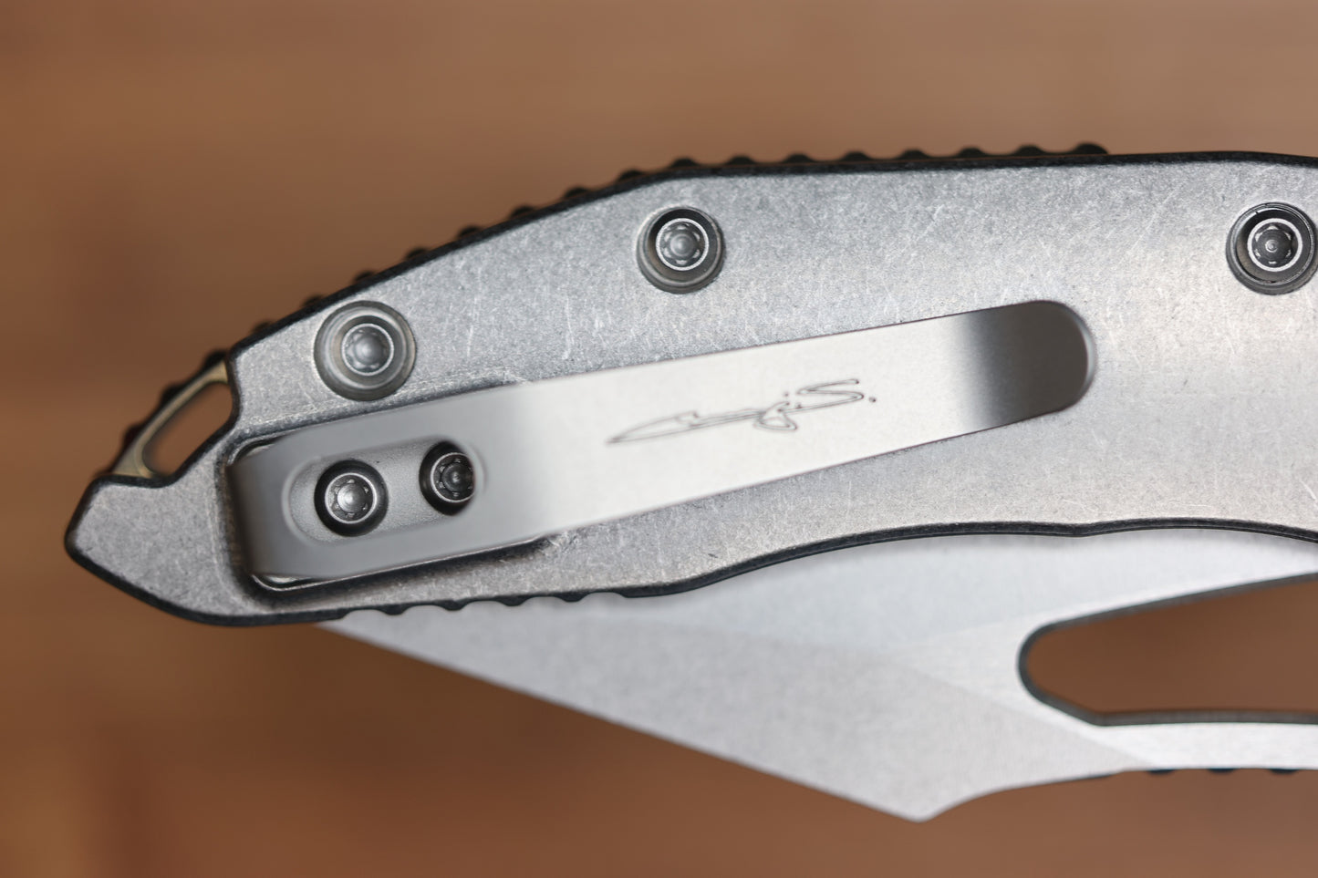 MARFIONE SELECT MANUAL M-STITCH RAM LOK SLAB SIDE TITANIUM HANDLES W/ BRONZE ACCENTS & STONEWASH M390MK 169MRL-10MS1